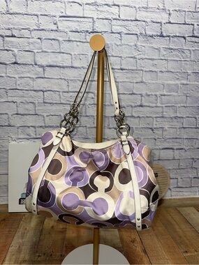 Coach Op Art Signature C
Alexandra Tote